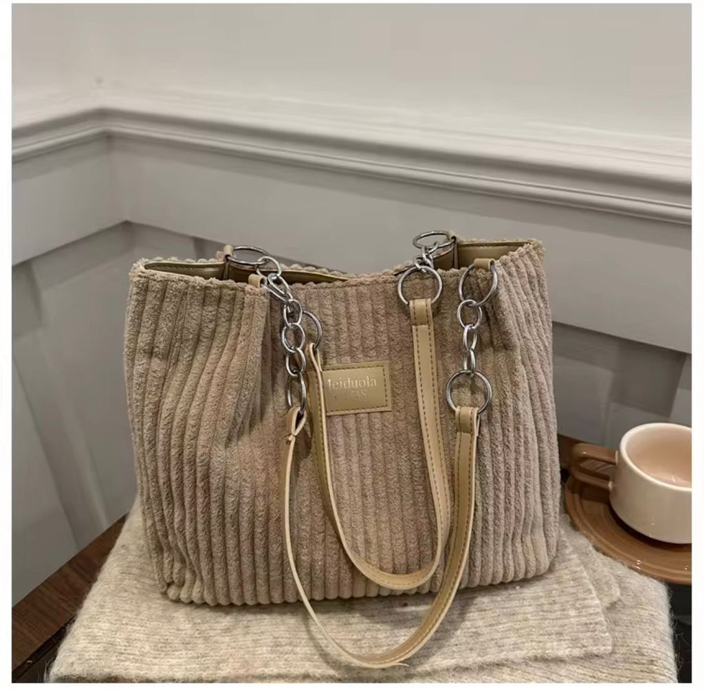 The Highland Ribbed Tote