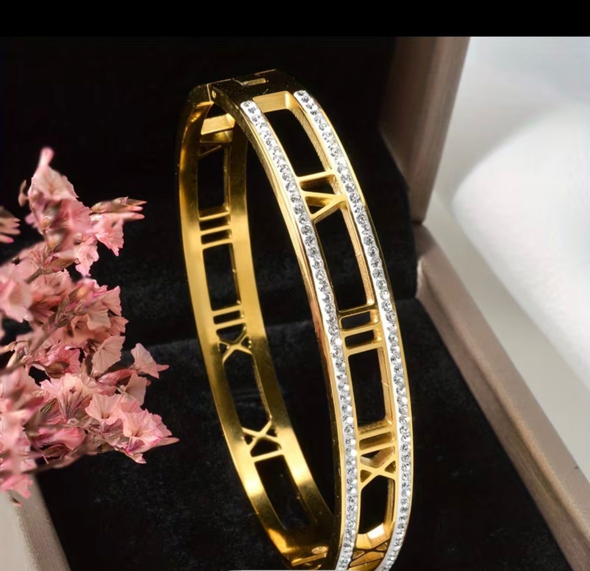 The Pantheon Bangle