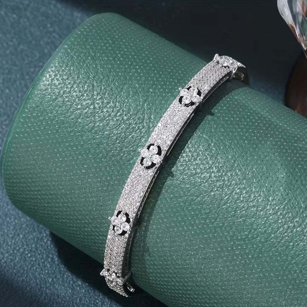 The Petal Bangle